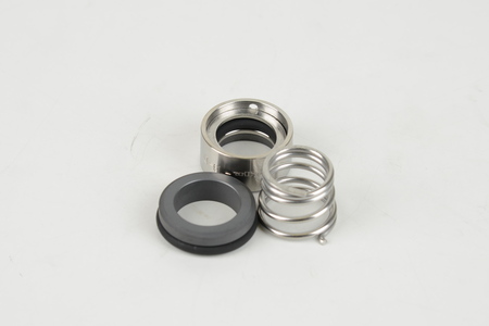 AXIAL FACE SEAL